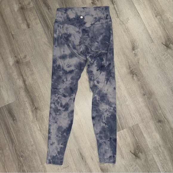 Diamond Dye Lululemon Align Tights Size 8 - Picture 3 of 3